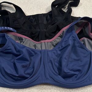 5 Max control underwire sports bra high impact w/ adjustable straps